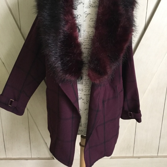 💜🌟HOST PICK River Island Faux Fur Blazer🌟💜 - Picture 6 of 8